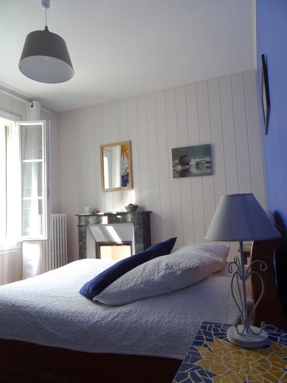Le Petit Jardin Yoyo Monts Exterior photo