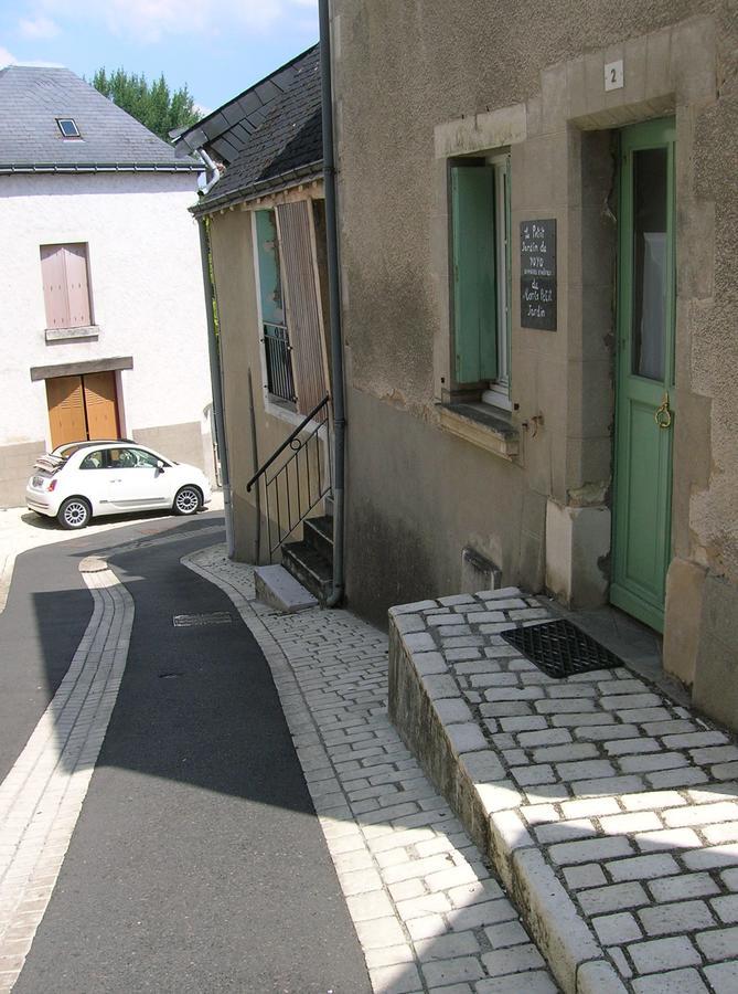 Le Petit Jardin Yoyo Monts Exterior photo